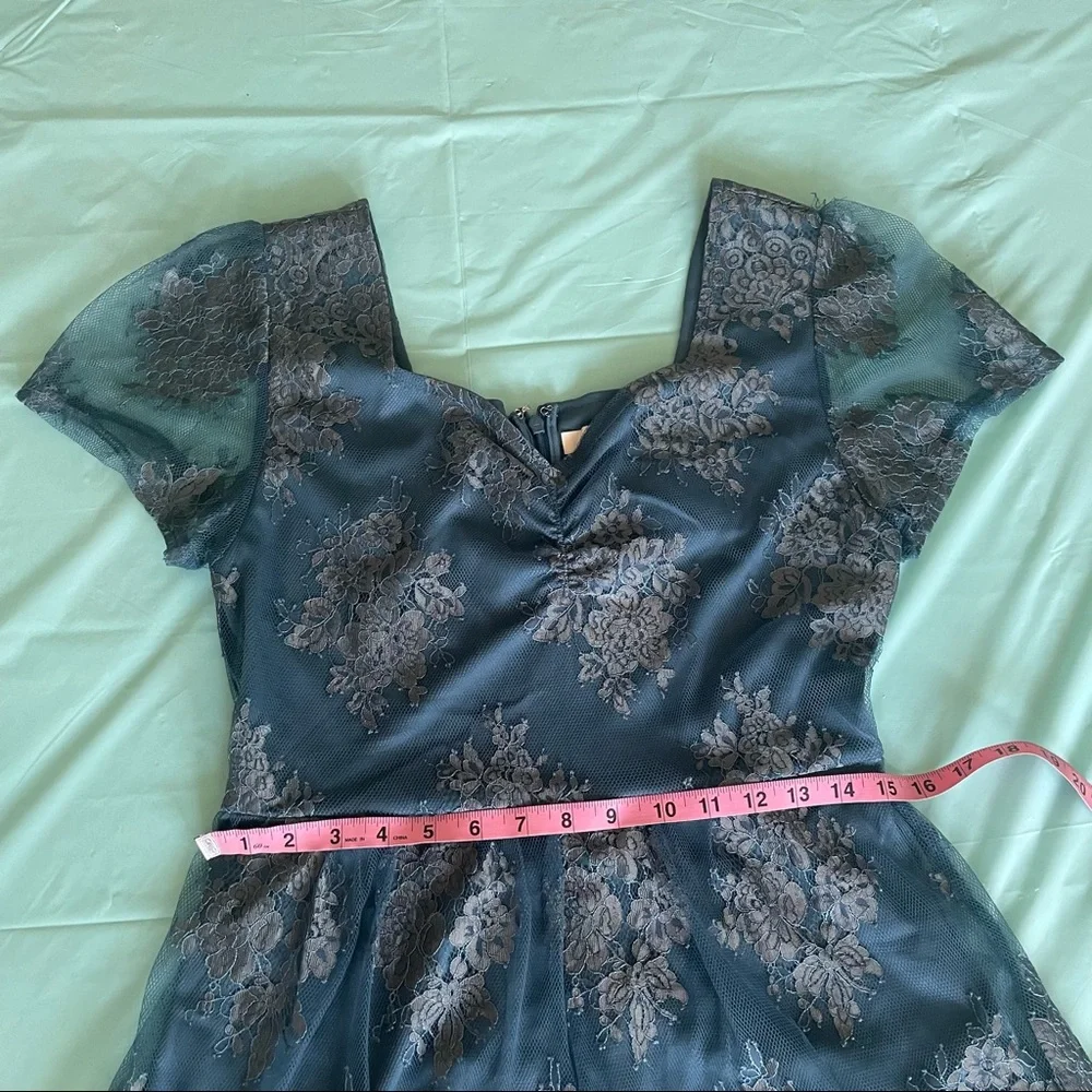 FRANCESCA’S DRESS - Picture 3 of 11
